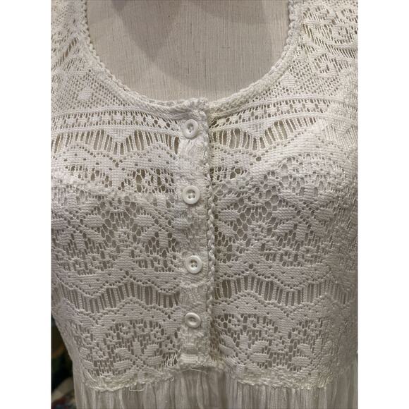 Women's Volcom Edwardian Cactus Flower Dress Sz M NEW White Floral Lace W/ Slip - Picture 4 of 9